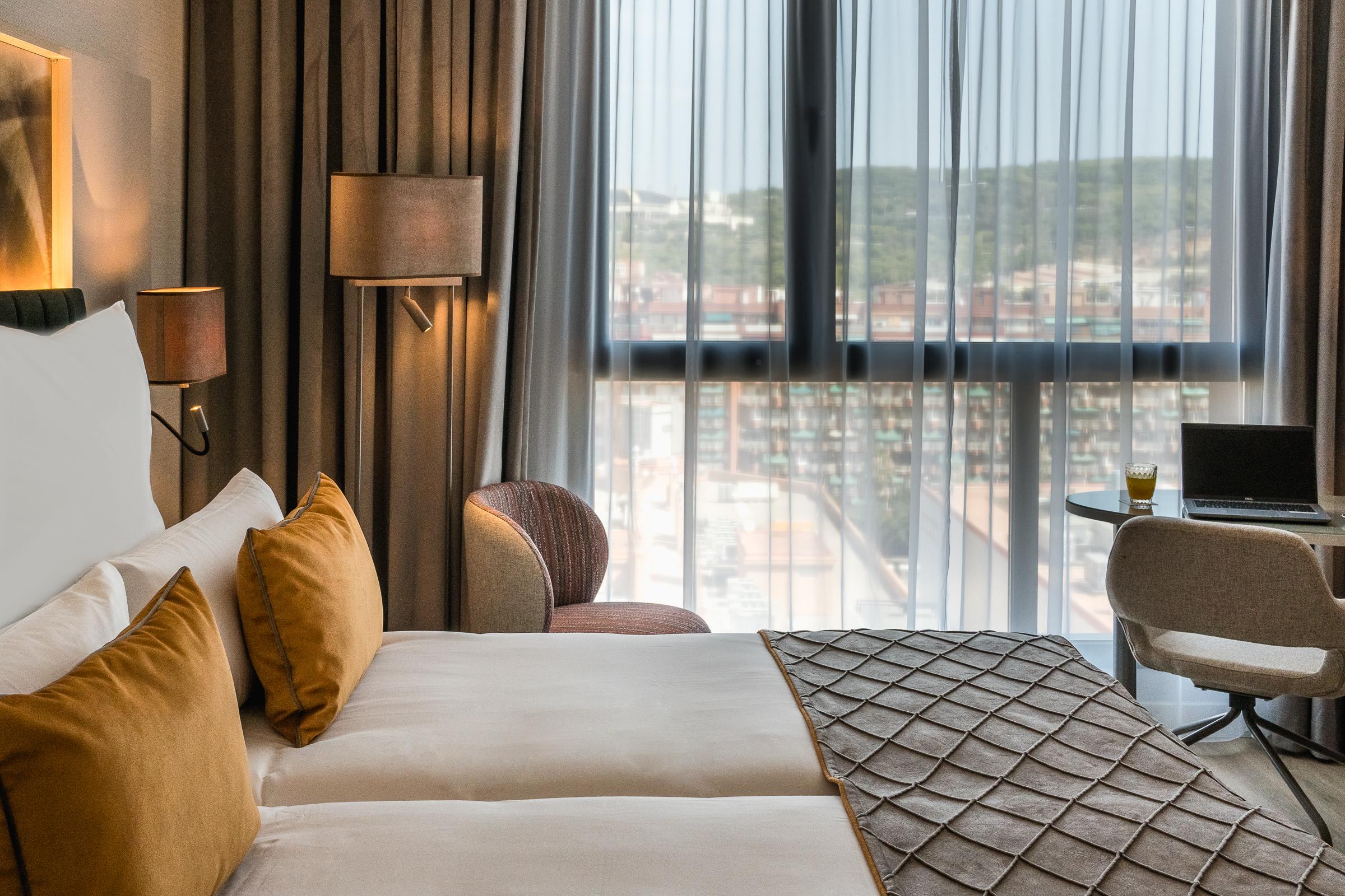 Leonardo Royal Hotel Barcelona Fira エクステリア 写真