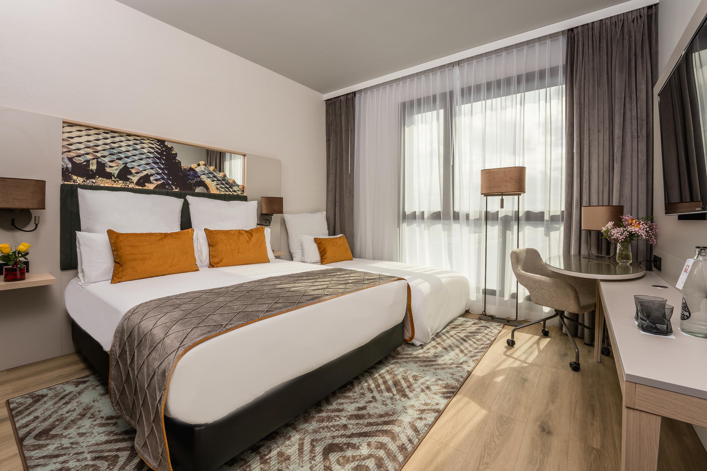 Leonardo Royal Hotel Barcelona Fira エクステリア 写真