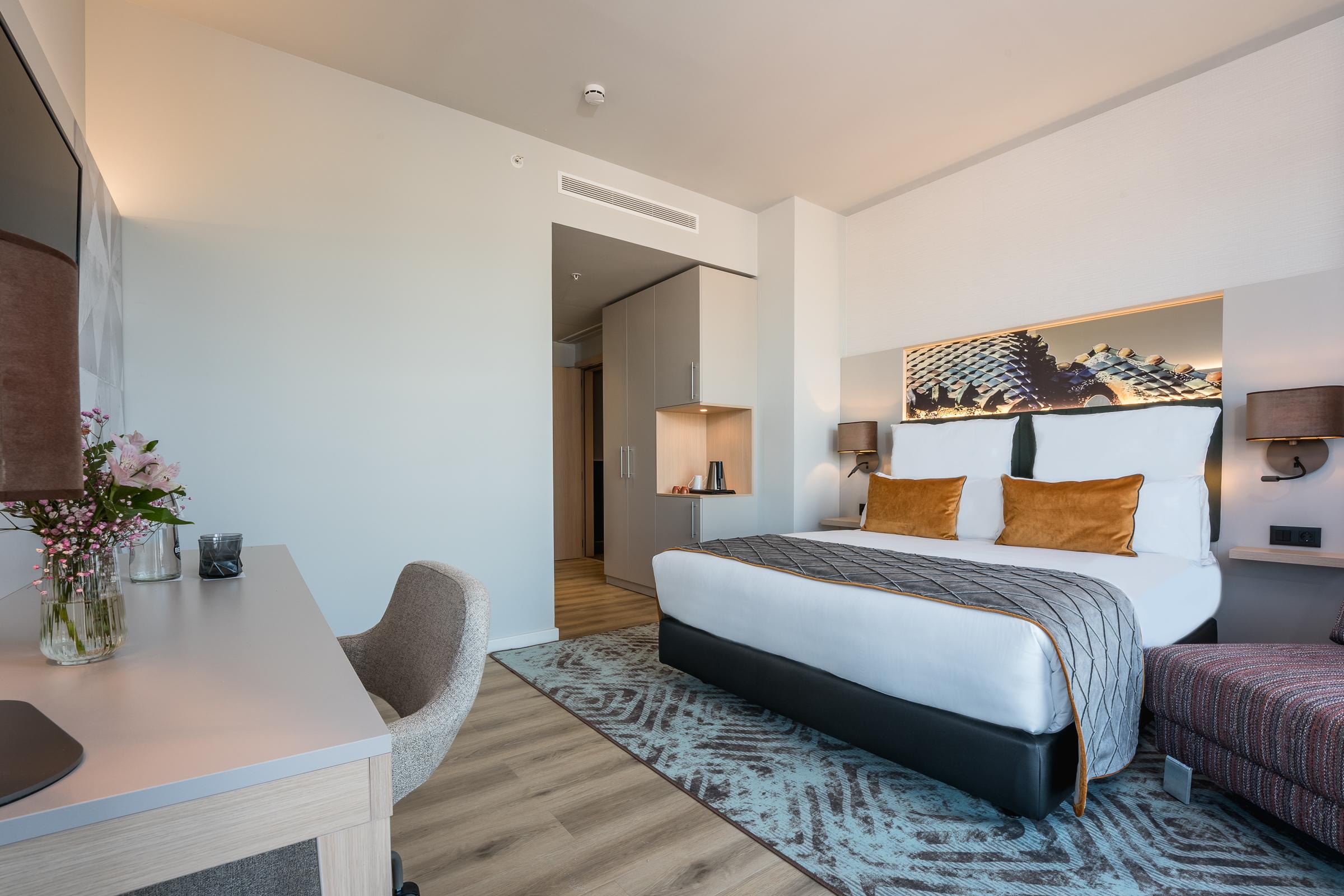 Leonardo Royal Hotel Barcelona Fira エクステリア 写真